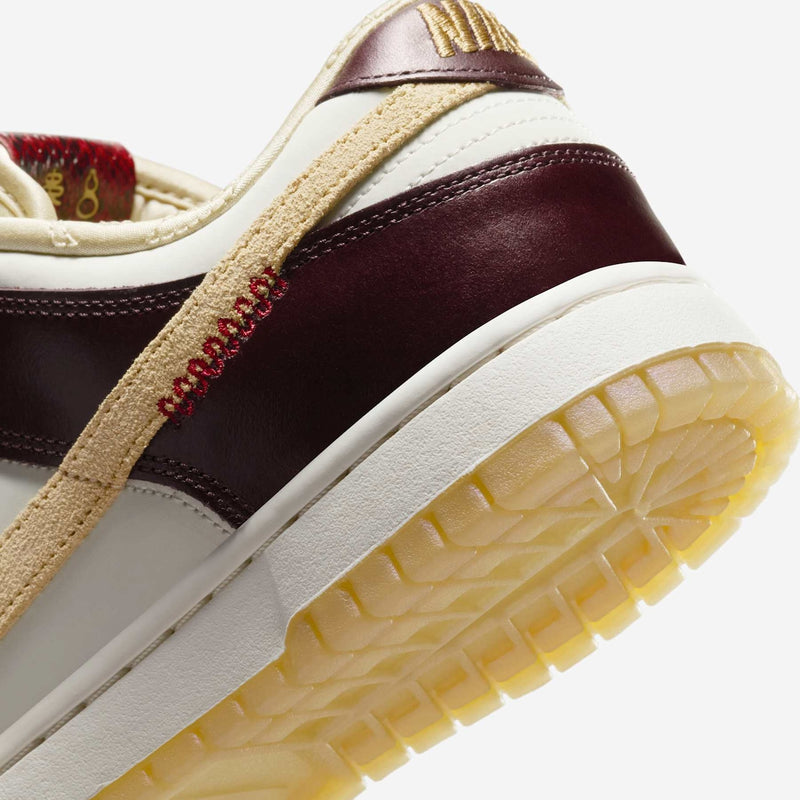 Dunk Low LX