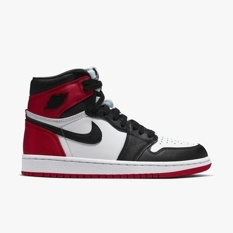 Air Jordan 1 Retro High OG 'Satin Black Toe'