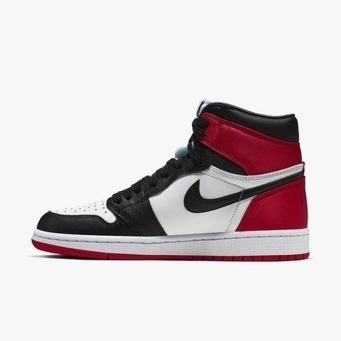 Air Jordan 1 Retro High OG 'Satin Black Toe'