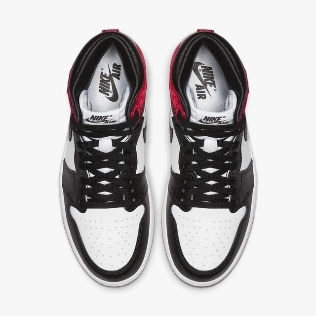 Air Jordan 1 Retro High OG 'Satin Black Toe'