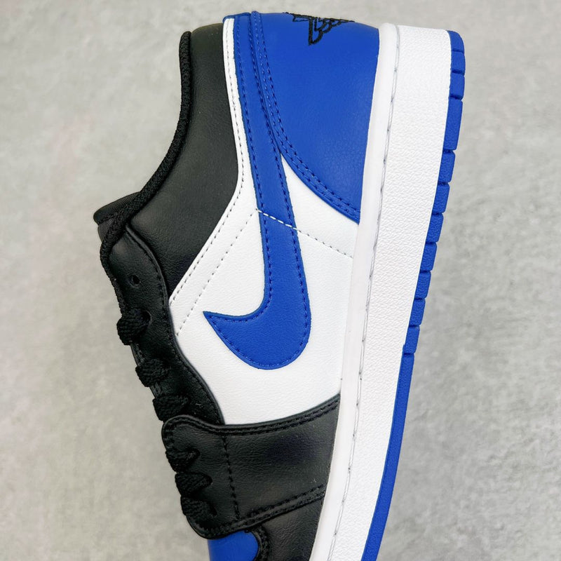 Jordan 1 Low Royal Toe