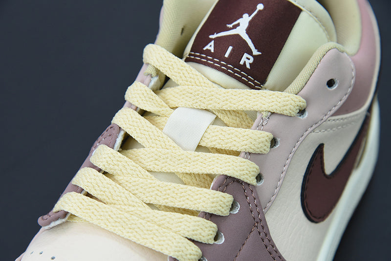 AJ1 Low"Tan/Red beans"AJ1