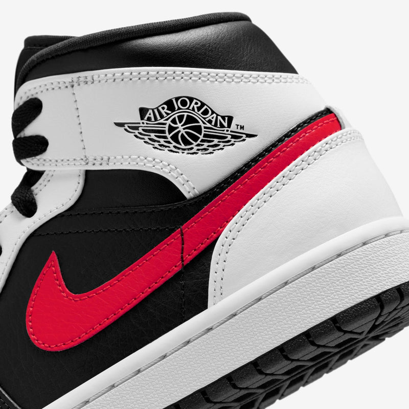 Black/White/Chile Red