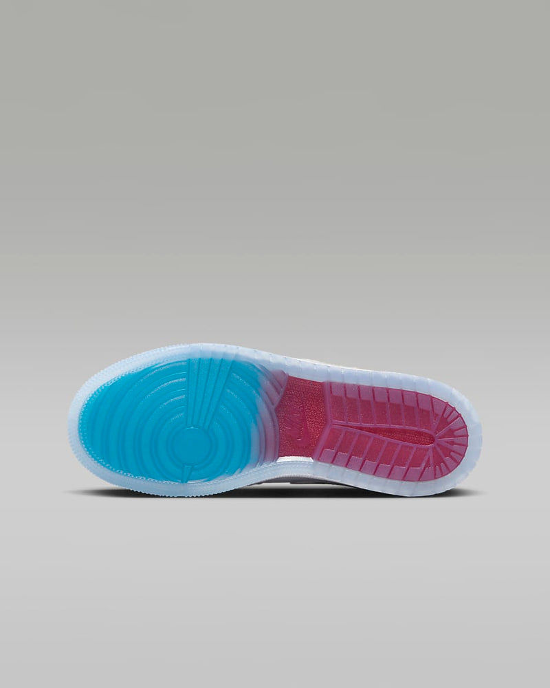 Air Jordan 1 Mid Sneaker School